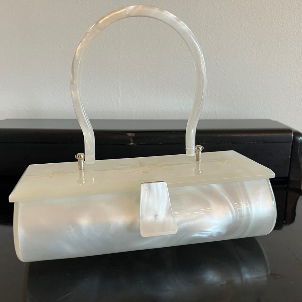 Lux de Ville White Clutch with Pearlescent Finish